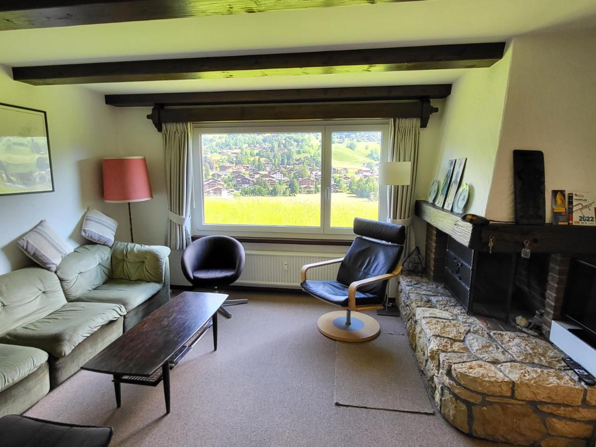 Appartement In Hus Signal Met Prachtig Uitzicht Op De Bergen Klosters Exterior photo